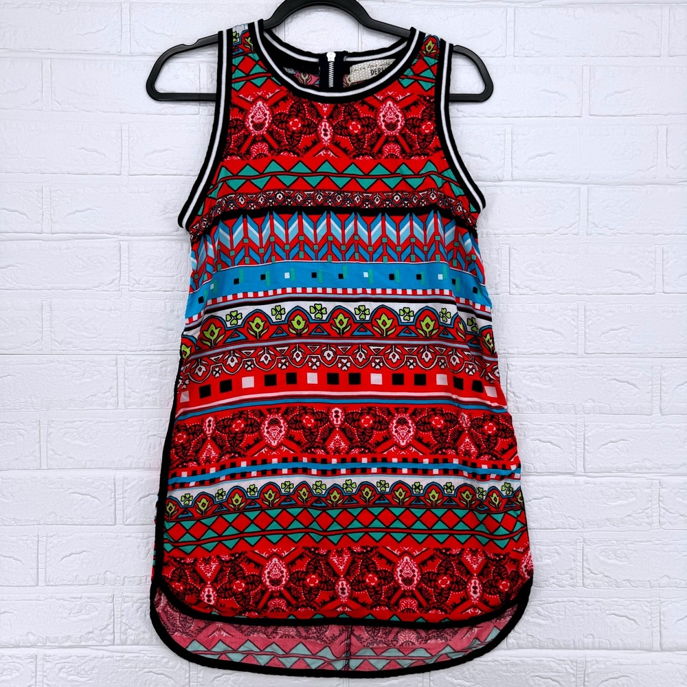 I'm In Love With Derek Sleeveless Top Women Medium Red Multi Geometric Tribal